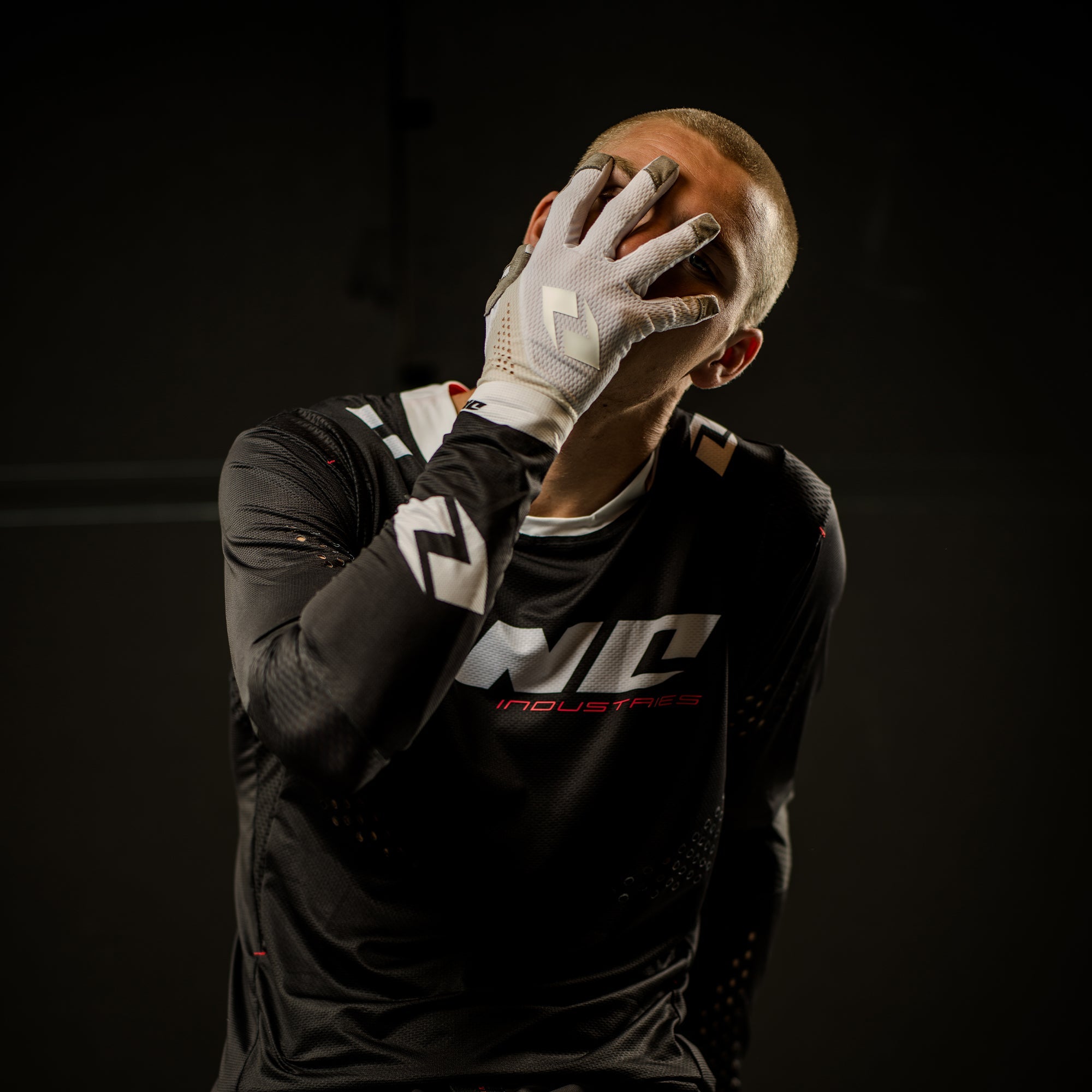 One Industries V197 Ice Gloves